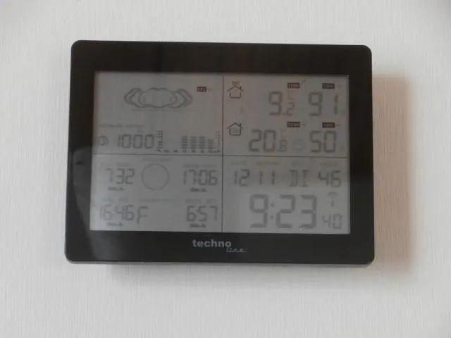 Technoline WS 6750 Wetterstation schwarz-orange Mondphase