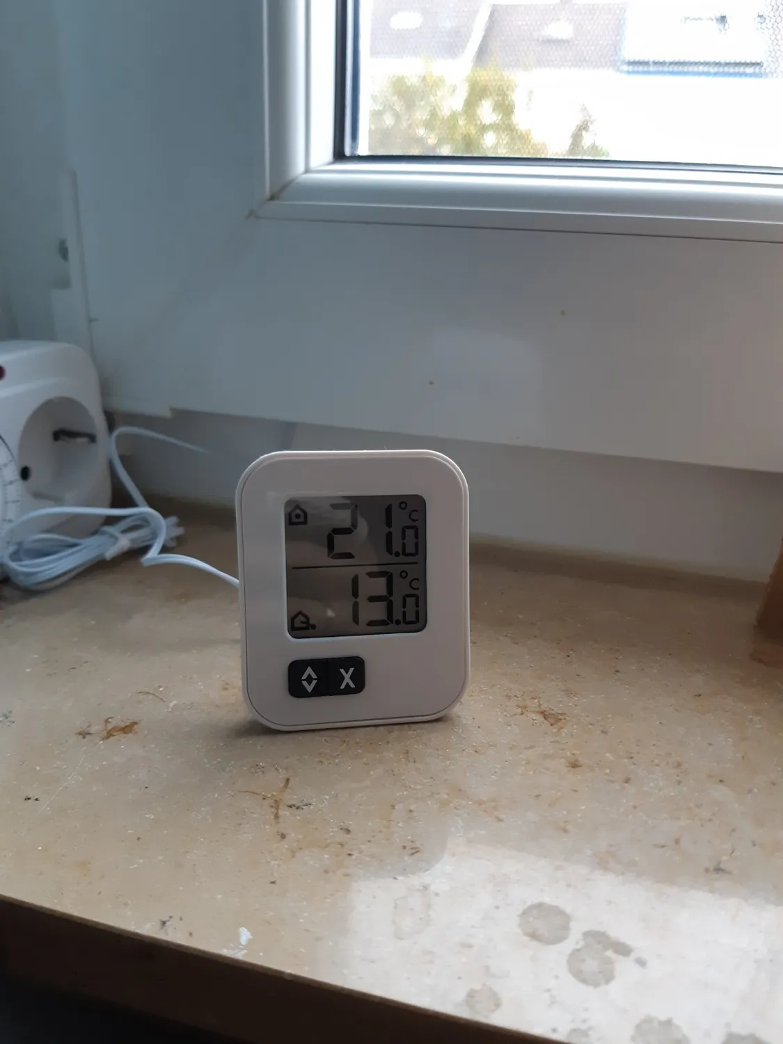 TFA Dostmann Moxx 30.1043 Thermometer weiß digital