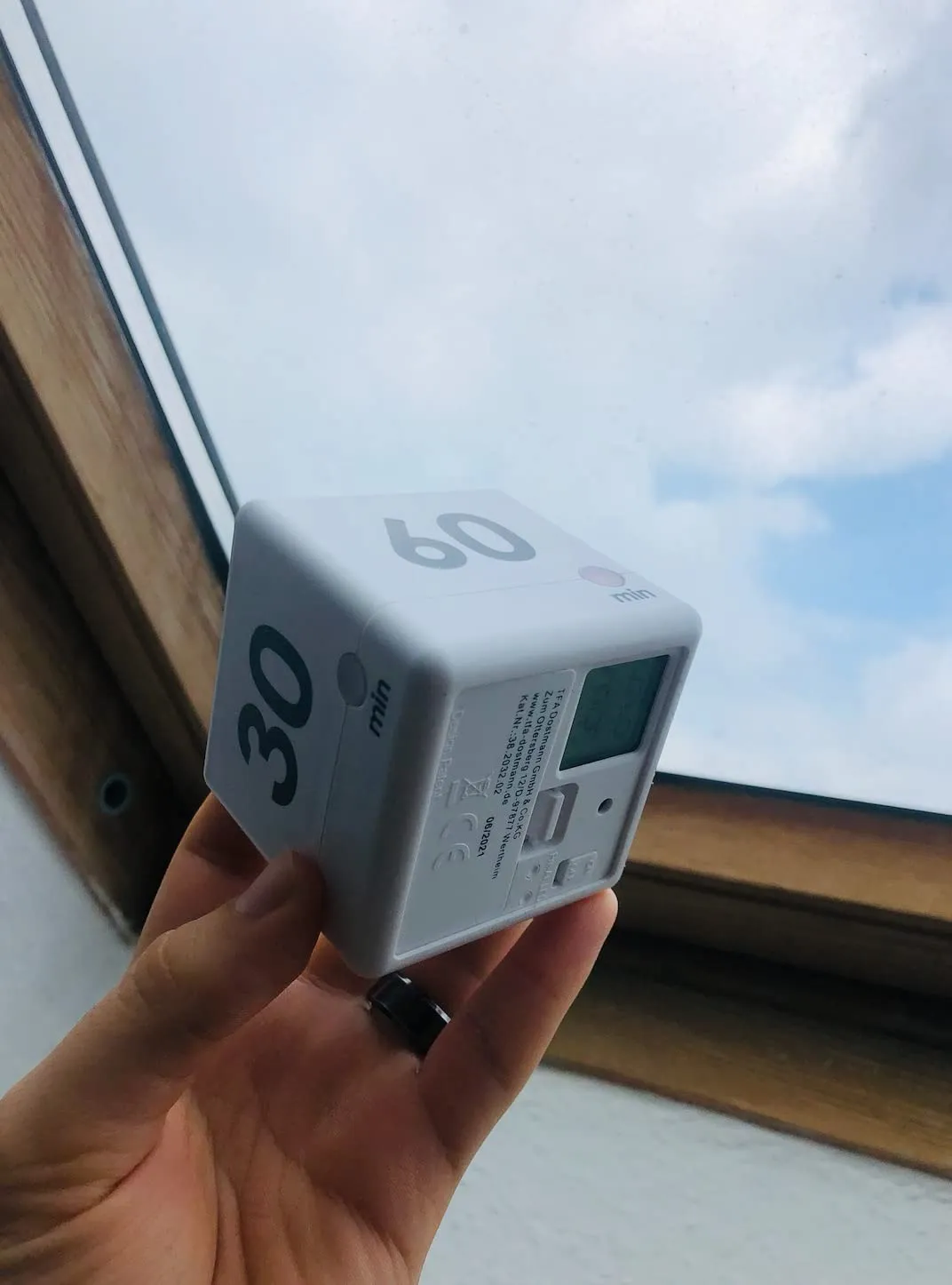TFA Dostmann Cube Timer 38.2032.02 weiß digital