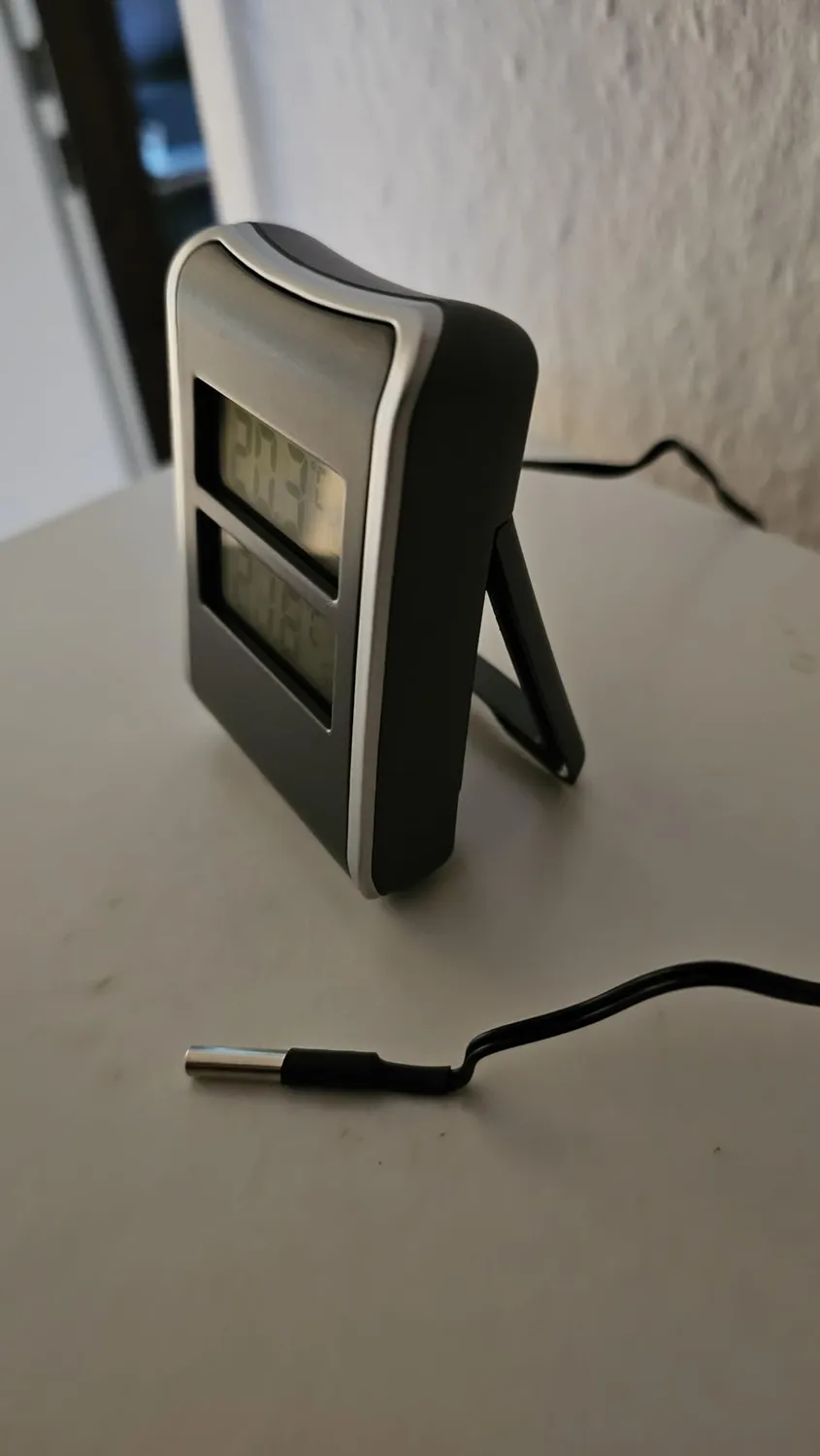 TFA Dostmann 30.1044 Innen-Außen-Thermometer anthrazit Kabel