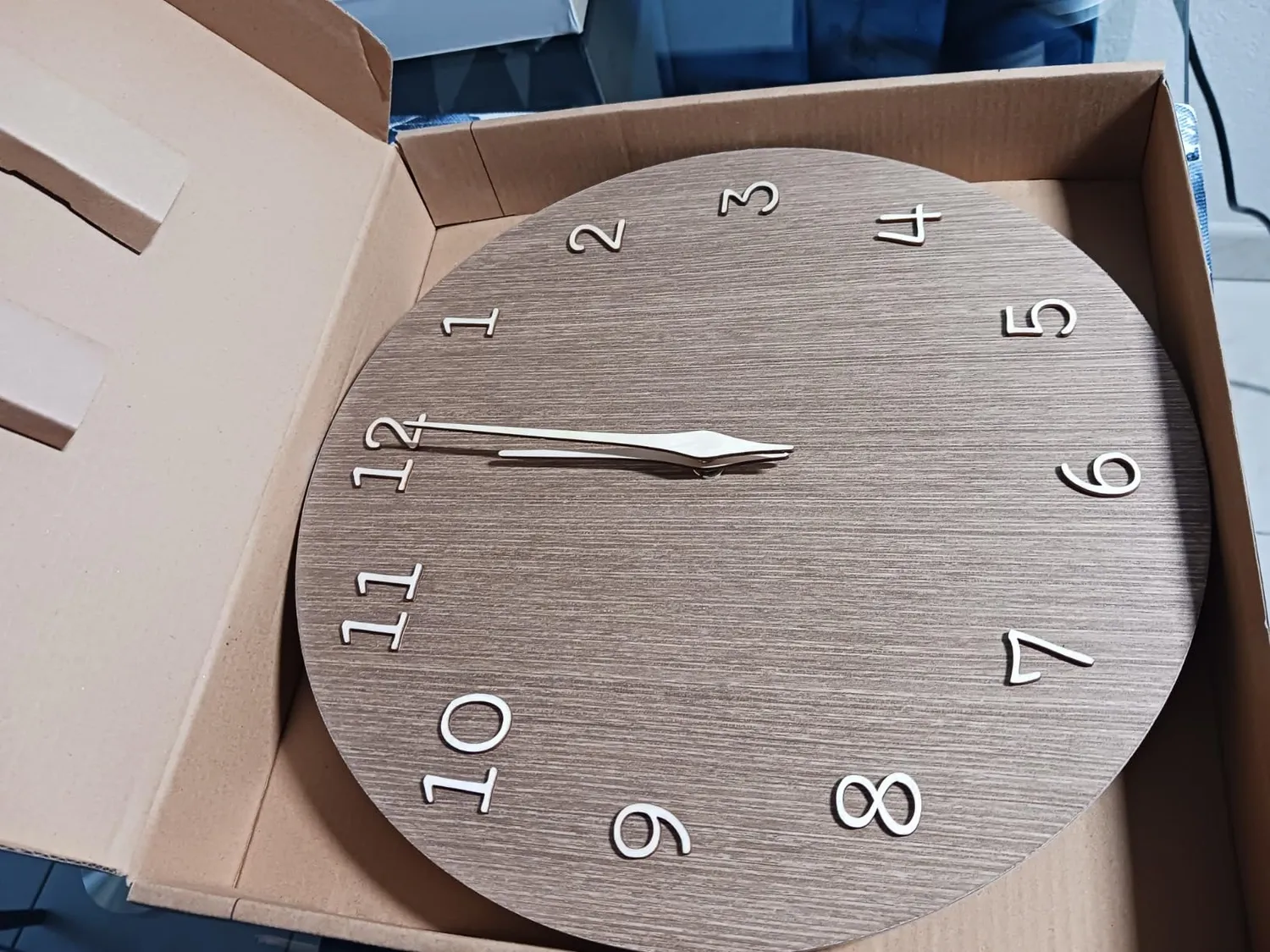 TFA Dostmann 60.3072.23 Wanduhr Holz dunkel Quarz