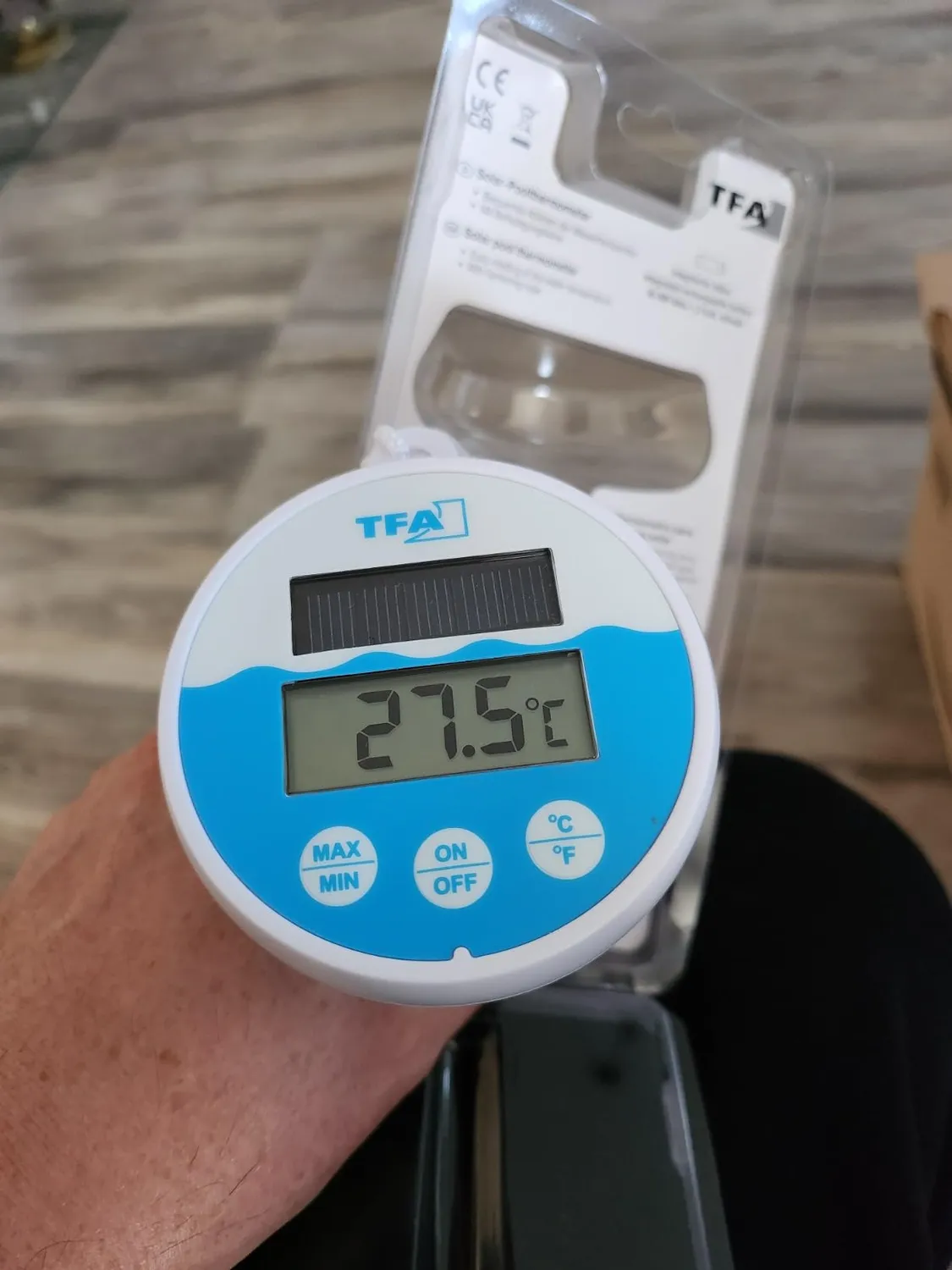 TFA Dostmann 30.1068.02 Poolthermometer Solar Weiß-Blau