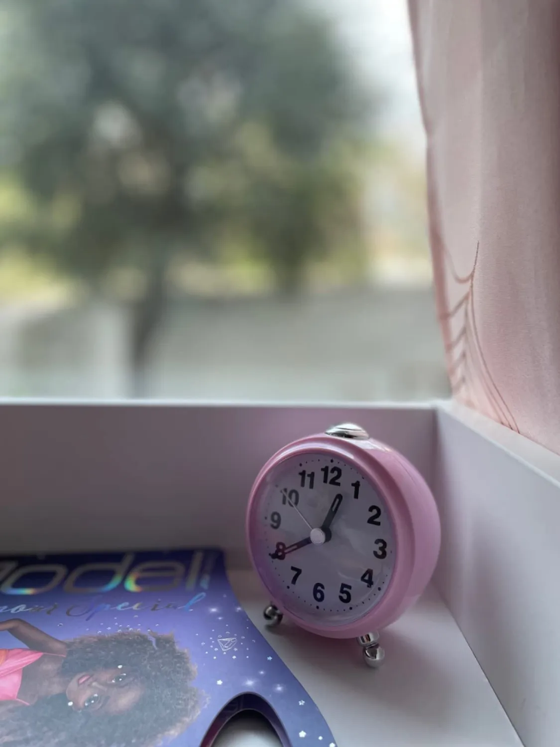 TFA Dostmann 60.1030 Retro-Wecker rosa geräuscharm