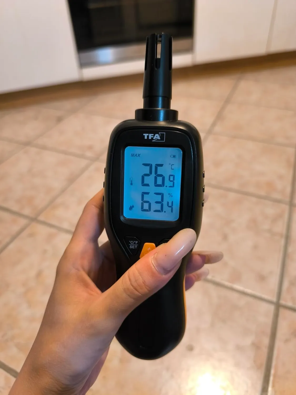 TFA Dostmann 31.1066.01 Hygrometer schwarz 0,3 Grad