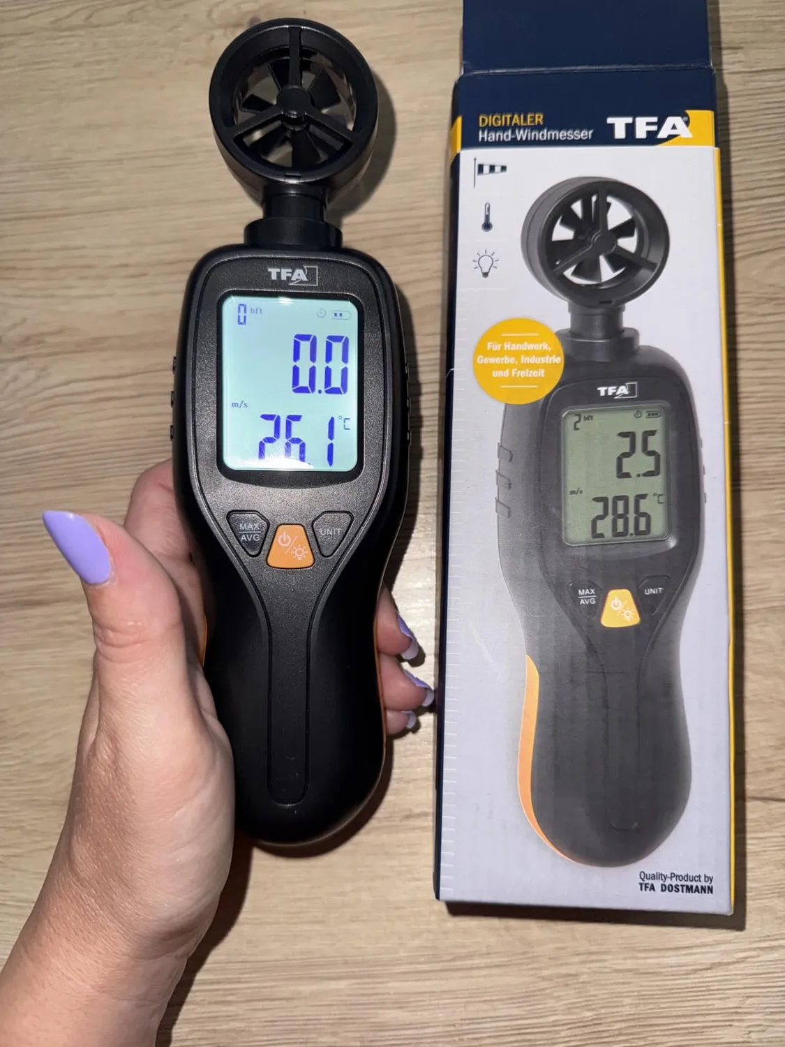 TFA Dostmann 42.6001.01 Windmesser Handgerät schwarz Beaufort