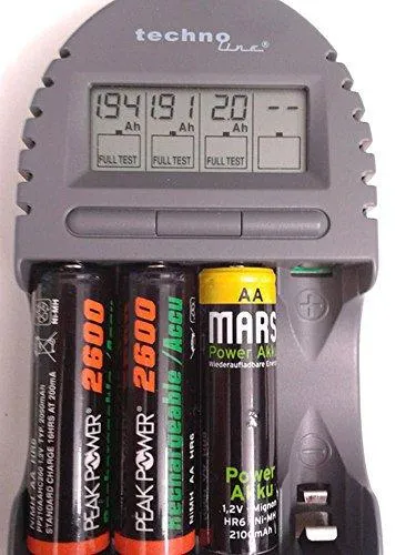 Technoline BC 450 Akku-Ladegerät schwarz Mikroprozessor
