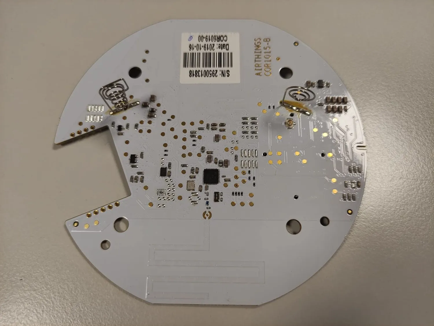 Airthings 2950 Wave Radon Messgerät App Lichtring