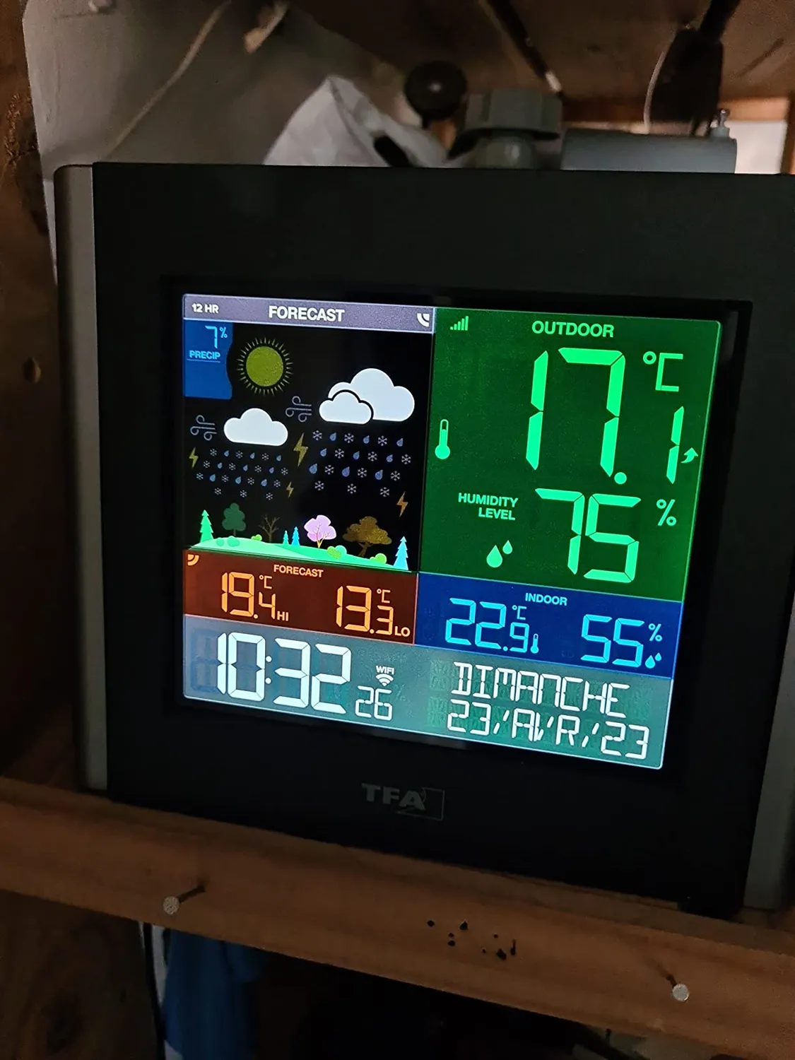 TFA Dostmann Meteo 35.8000.01 WLAN-Wetterstation schwarz mit App