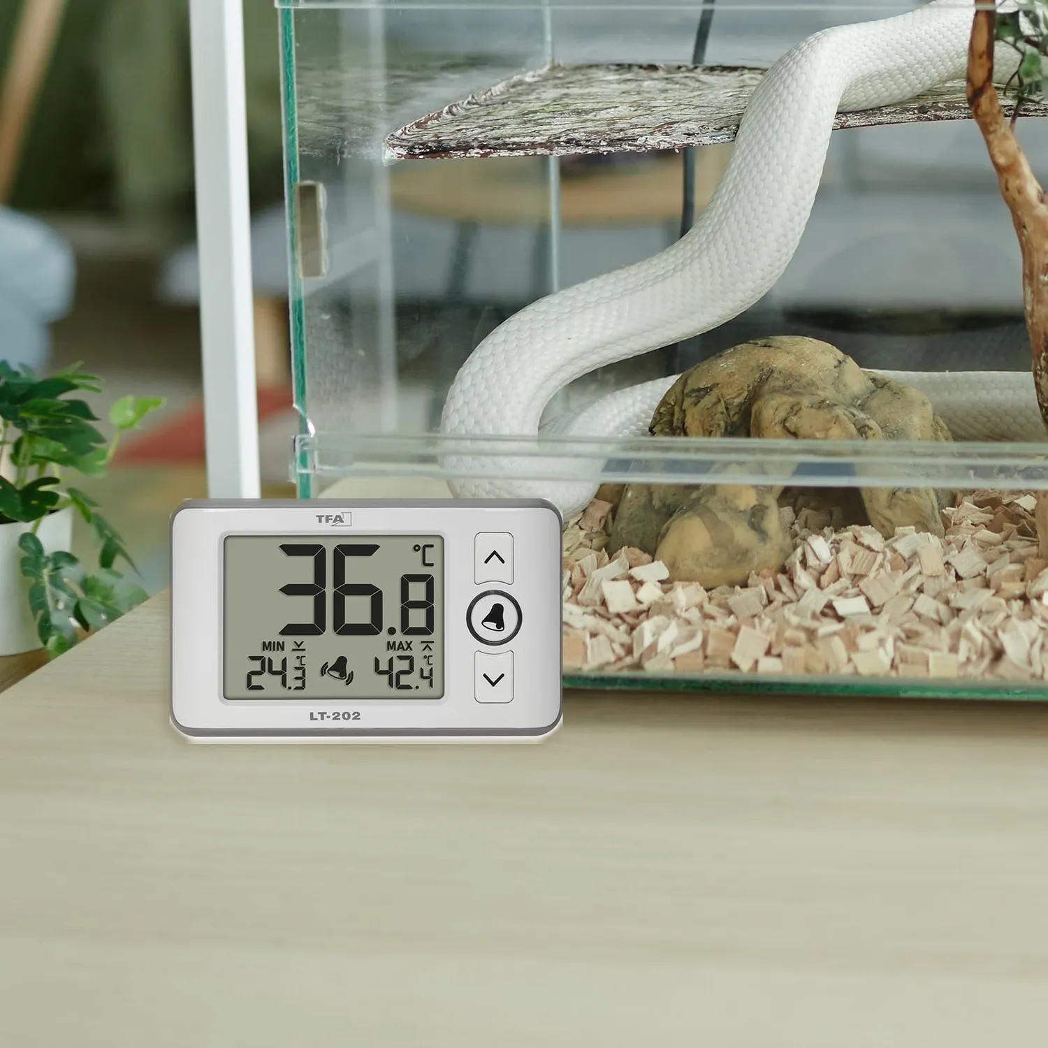 TFA Dostmann LT202 30.1052 Profi-Thermometer weiß Alarm