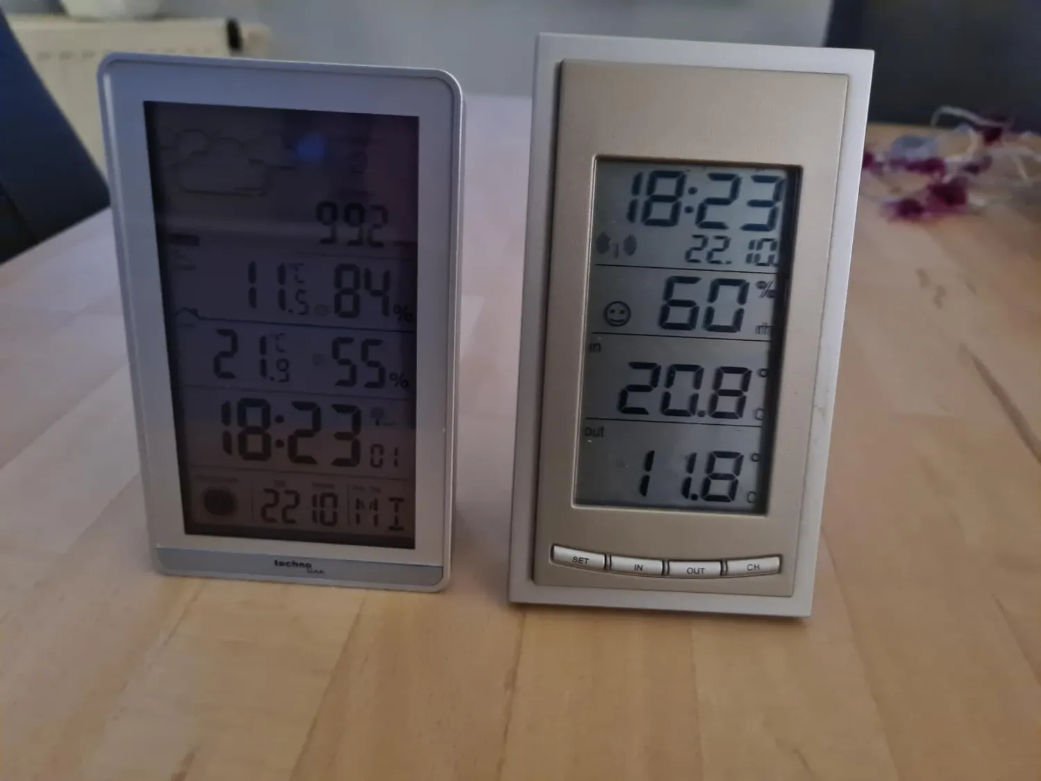 Technoline WS 9218 Wetterstation mit Außensensor DCF