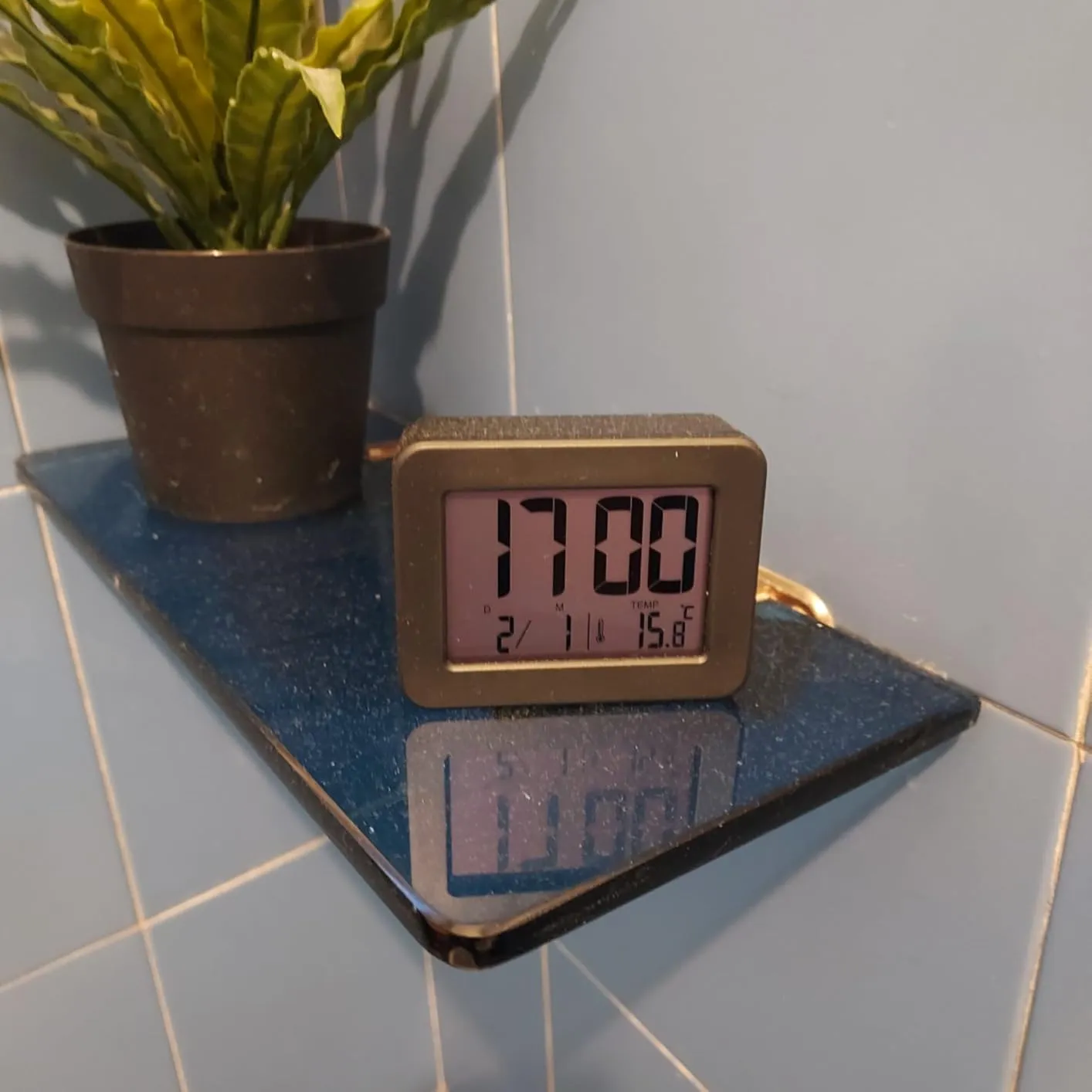 TFA Dostmann 60.2044.01 Mini Wecker digital schwarz mit Temperatur