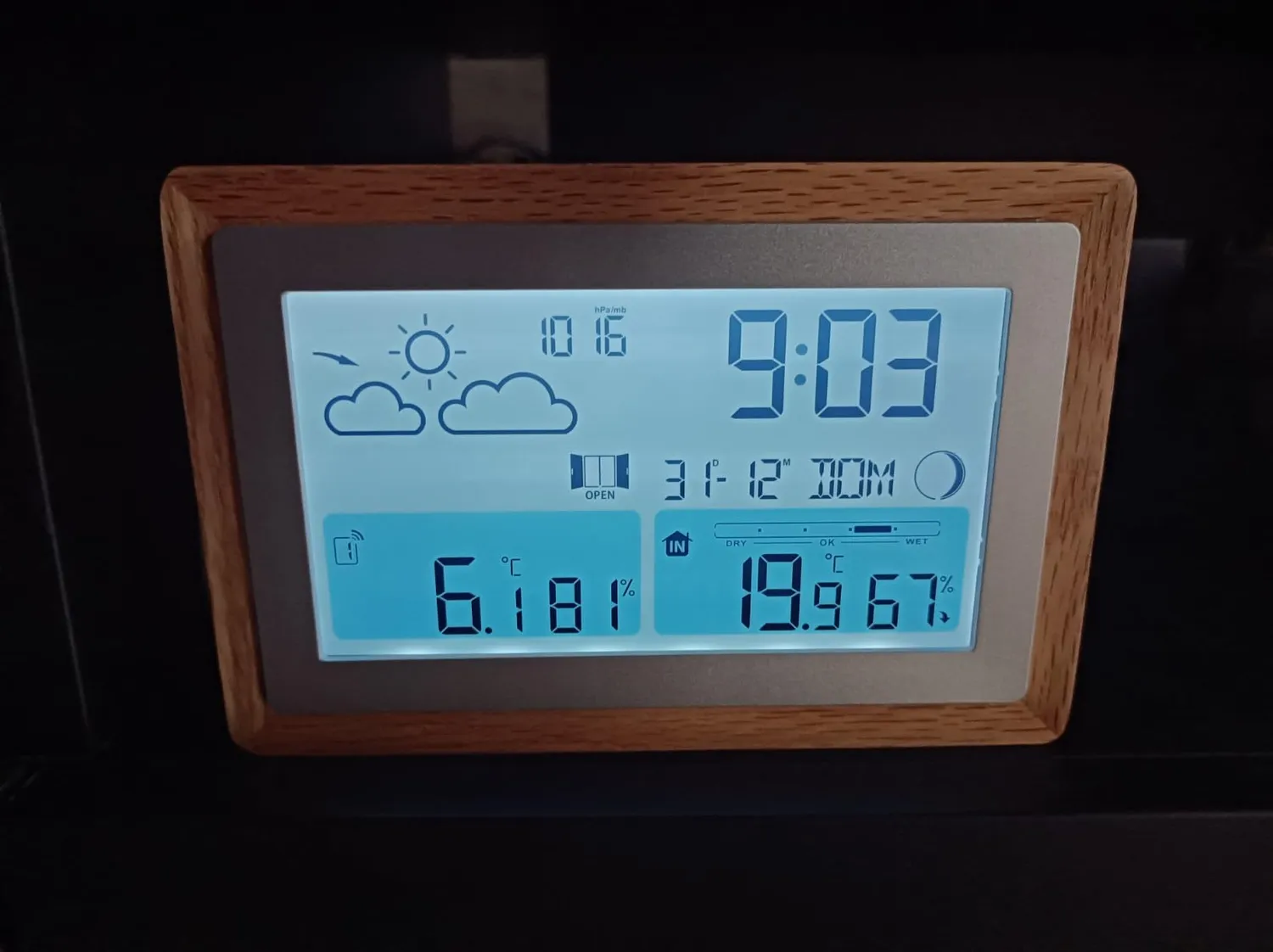 TFA Dostmann OAK 35.1167.54 Funk-Wetterstation Modern Holzrahmen