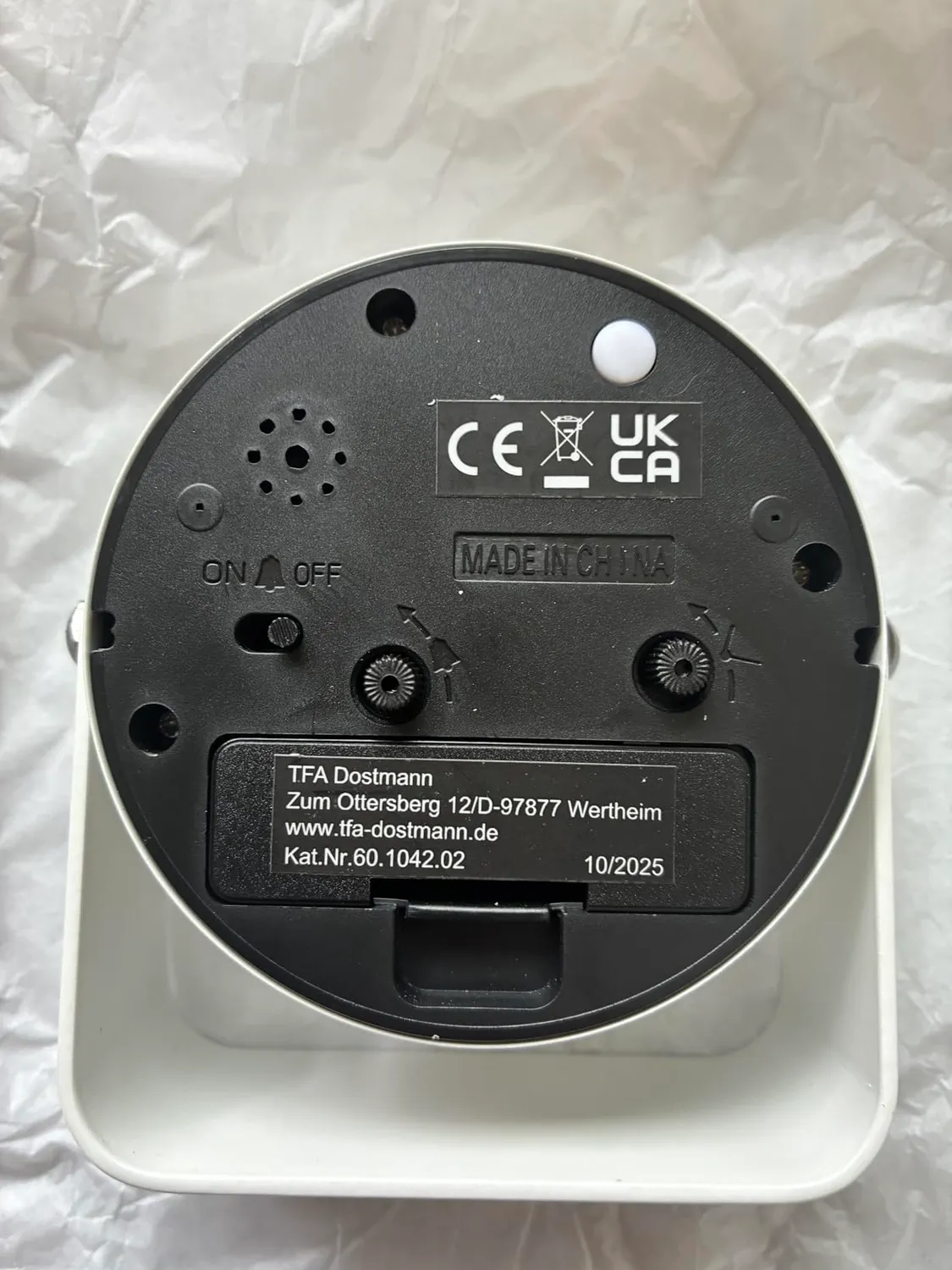TFA Dostmann Design 60.1042.04 Wecker analog grün Metall