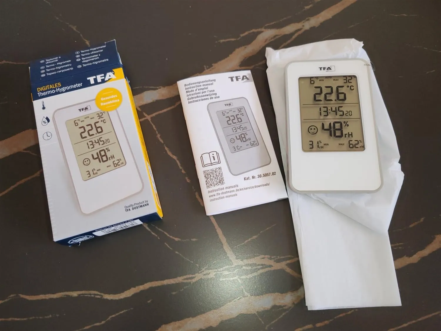 TFA Dostmann 30.5057 Thermo-Hygrometer weiß Schimmel