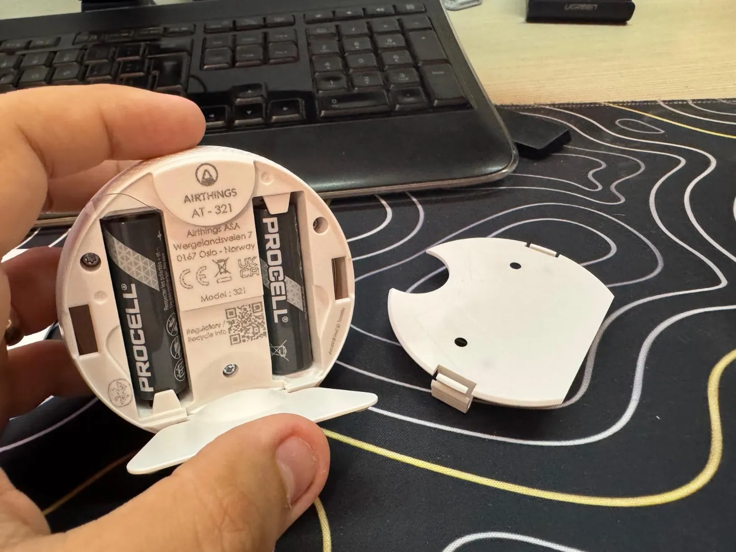 Airthings 321 Wave Enhance Raumluftmonitor CO2 VOC