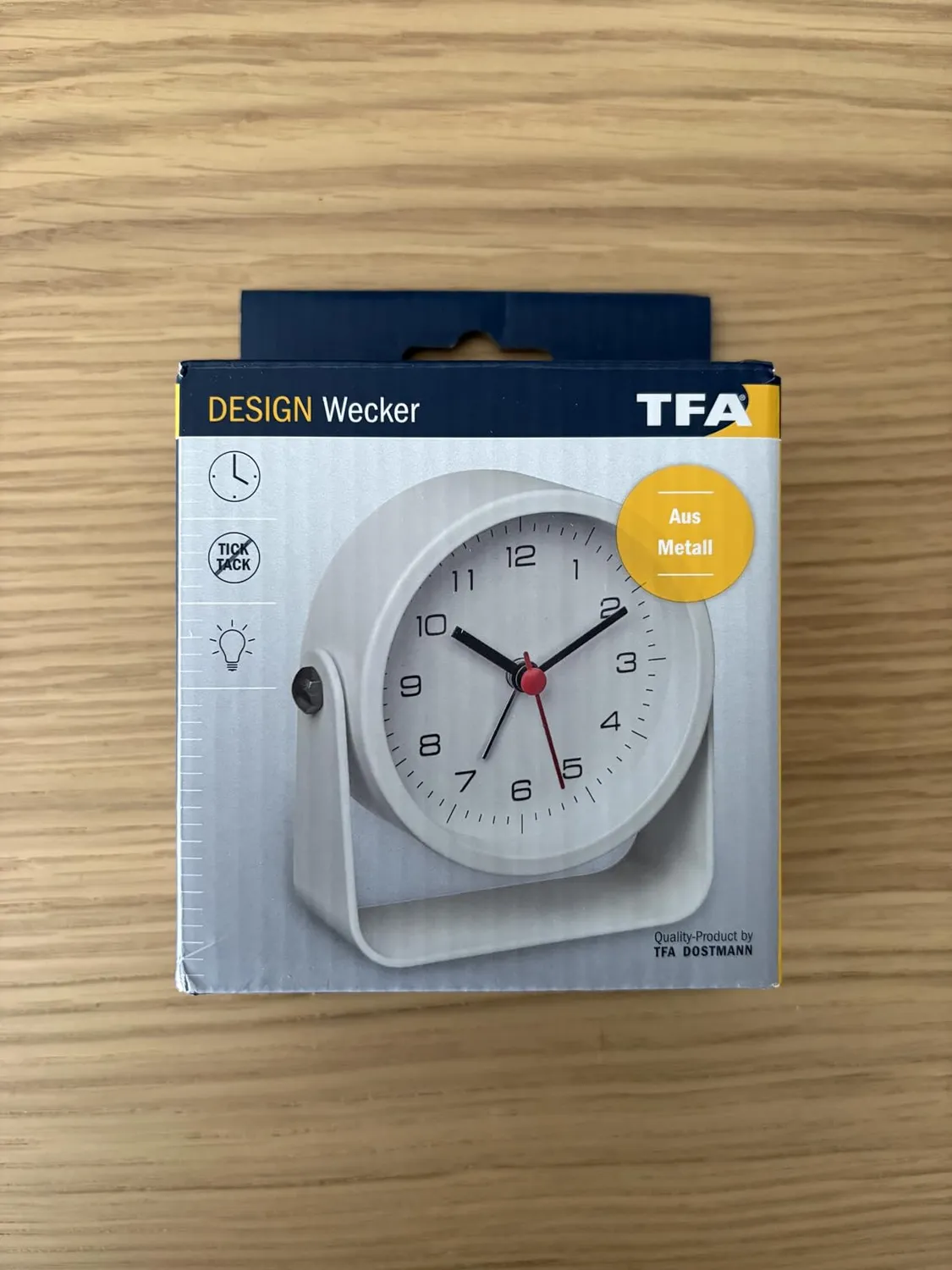 TFA Dostmann Design 60.1042.04 Wecker analog grün Metall