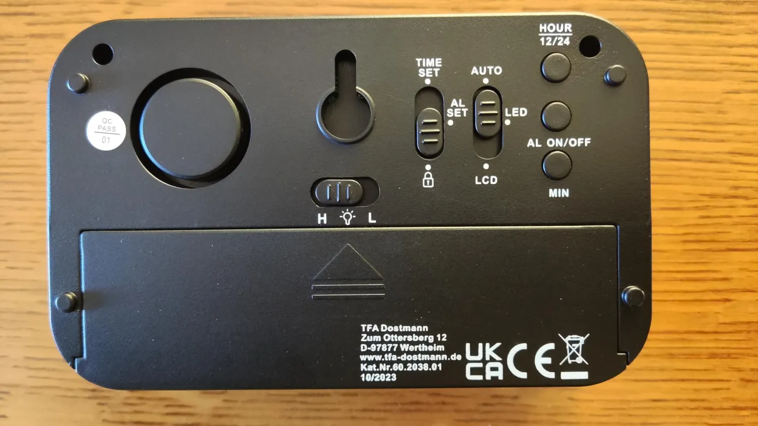 TFA Dostmann 60.2038.01 Digitaler Wecker schwarz LCD-LED Hybrid