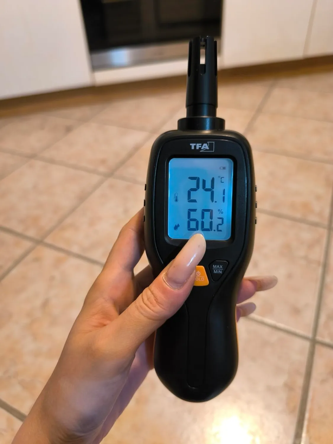 TFA Dostmann 31.1066.01 Hygrometer schwarz 0,3 Grad