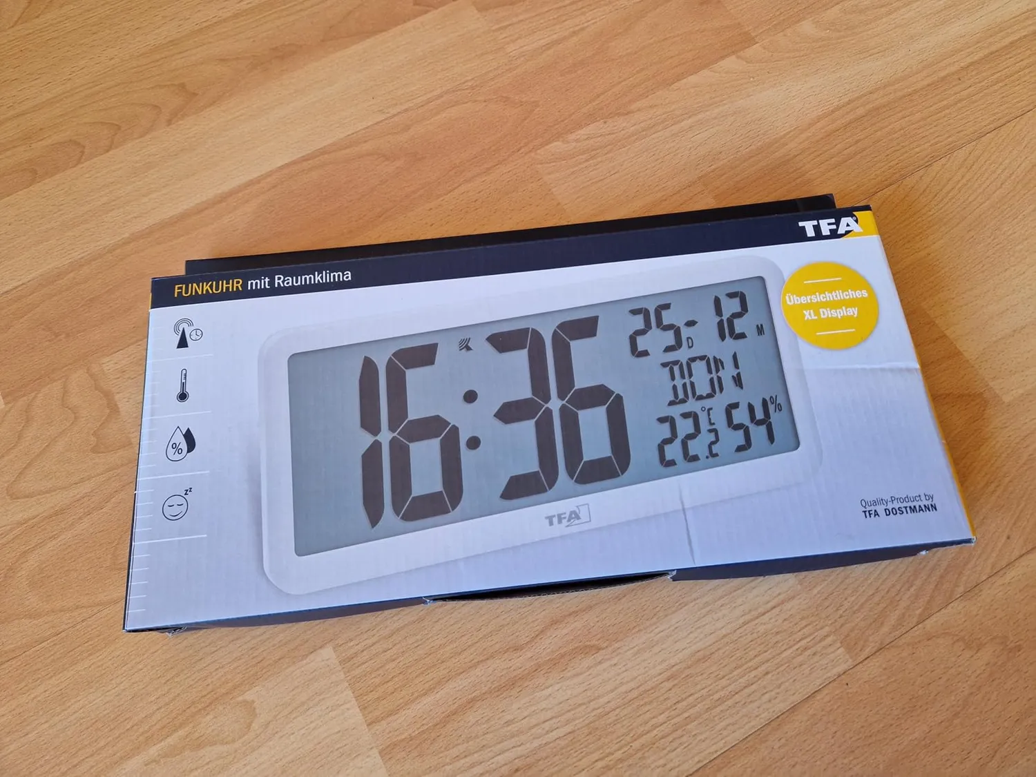 TFA Dostmann 60.4525 Funkuhr schwarz XXL-Ziffern Klima