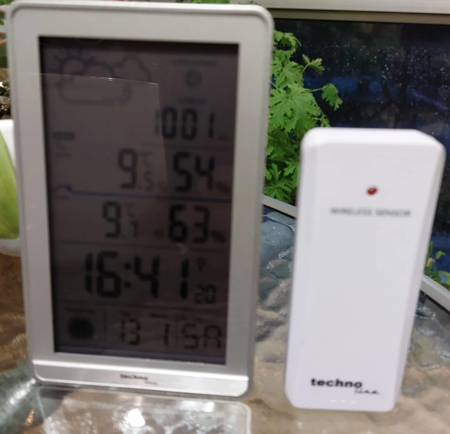 Technoline WS 9218 Wetterstation mit Außensensor DCF