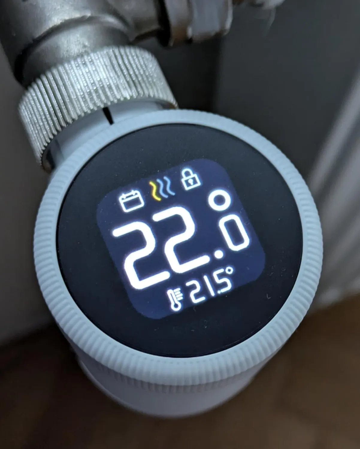 tado° X Heizkörperthermostat Basic Starter Kit 3er mit Bridge