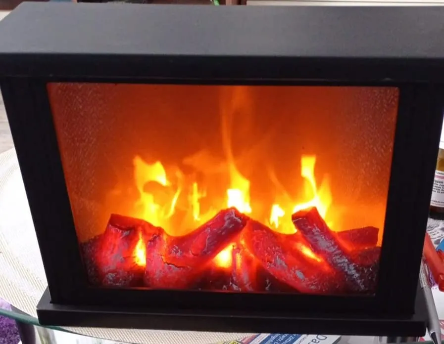 Technoline T9800 LED-Kamin mit Flammeneffekt