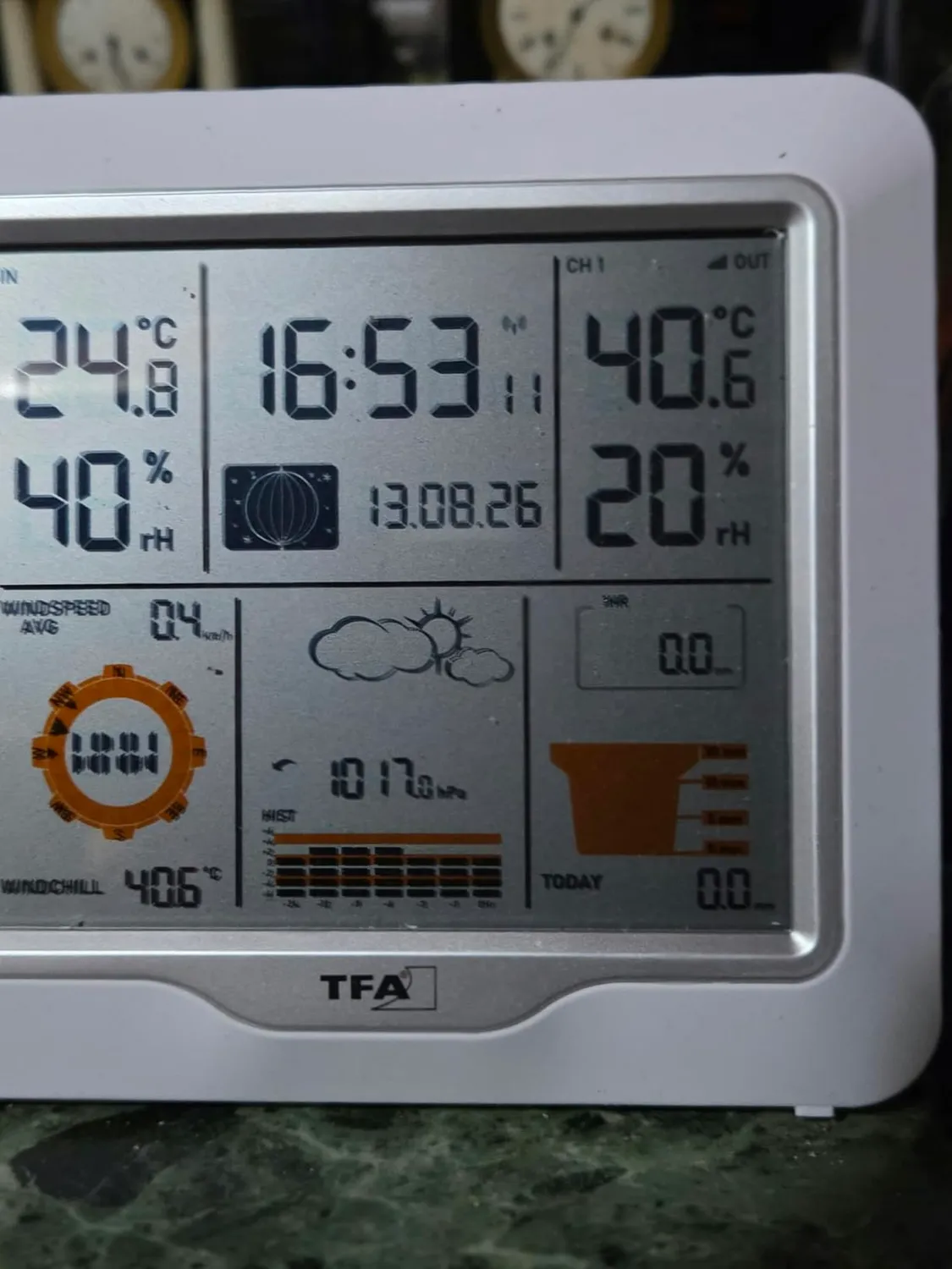 TFA Dostmann Weather One 35.1177 Funk-Wetterstation 5-in-1 weiß