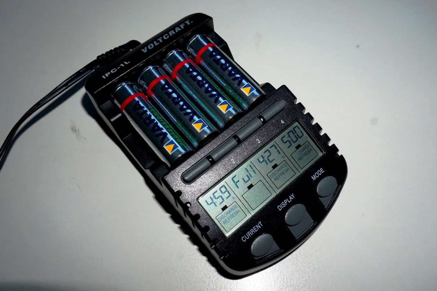 Technoline BC 700 Ladegerät AA AAA ohne Batterien LCD