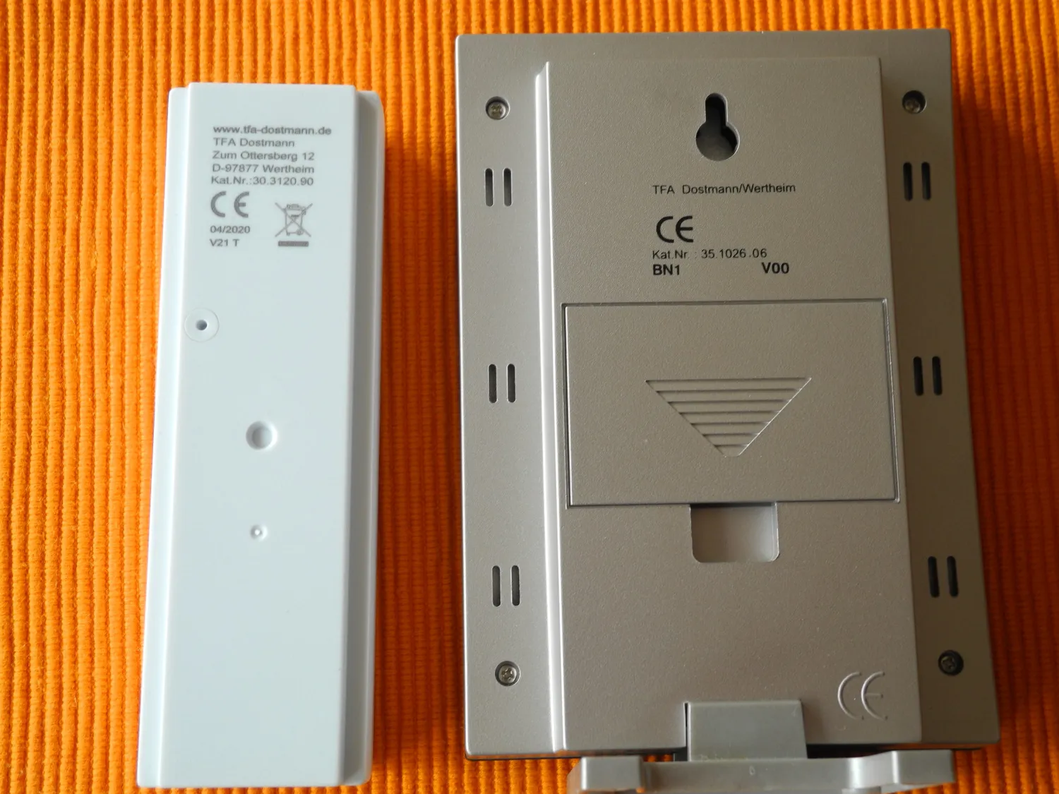 TFA Dostmann 30.3120.90 Außensender grau Display