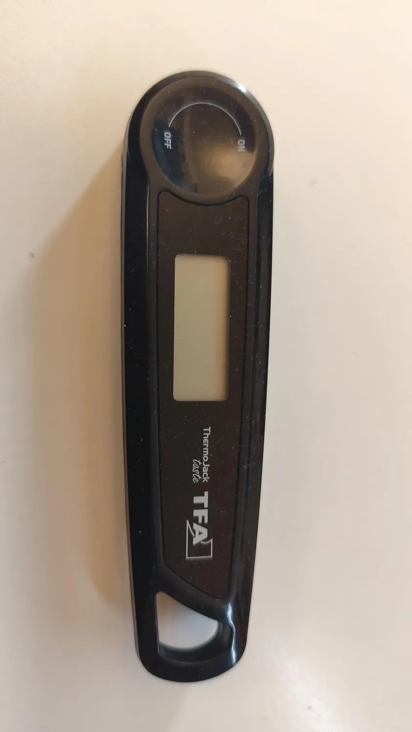 TFA Dostmann Thermo Jack Taste 30.2035 Fleischthermometer schwarz ±0,5°C