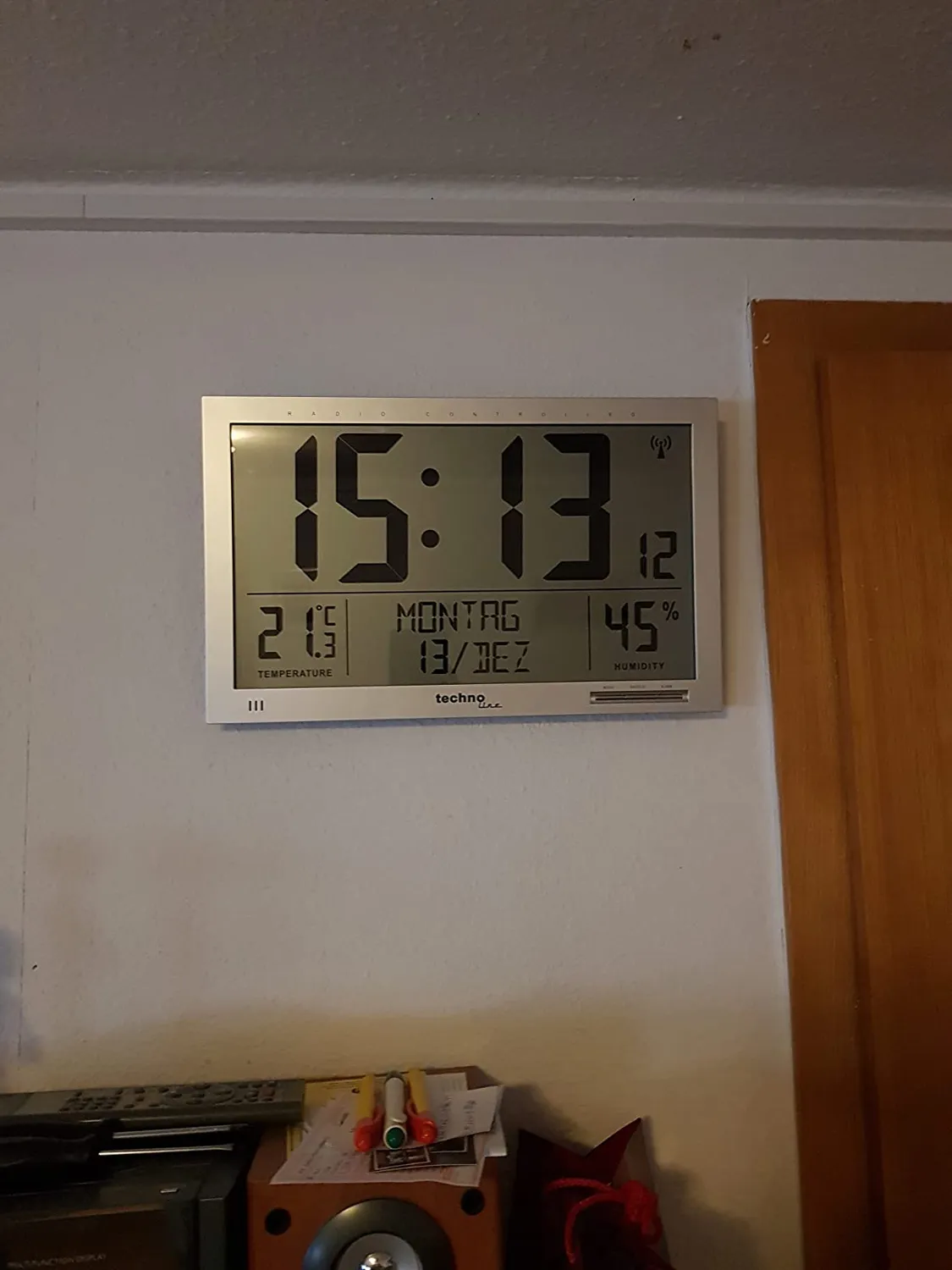 Technoline WS 8013 Funkwanduhr XL digital schwarz