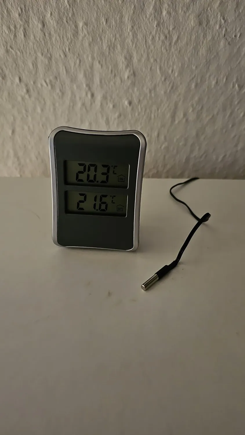 TFA Dostmann 30.1044 Innen-Außen-Thermometer anthrazit Kabel