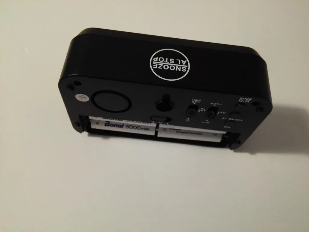 TFA Dostmann 60.2038.01 Digitaler Wecker schwarz LCD-LED Hybrid