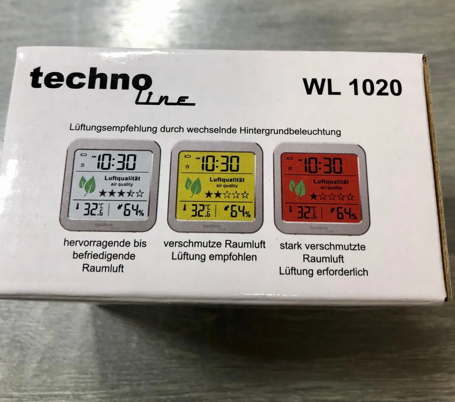 Technoline WL1020 Funkwanduhr weiß mit Luftgüteanzeige