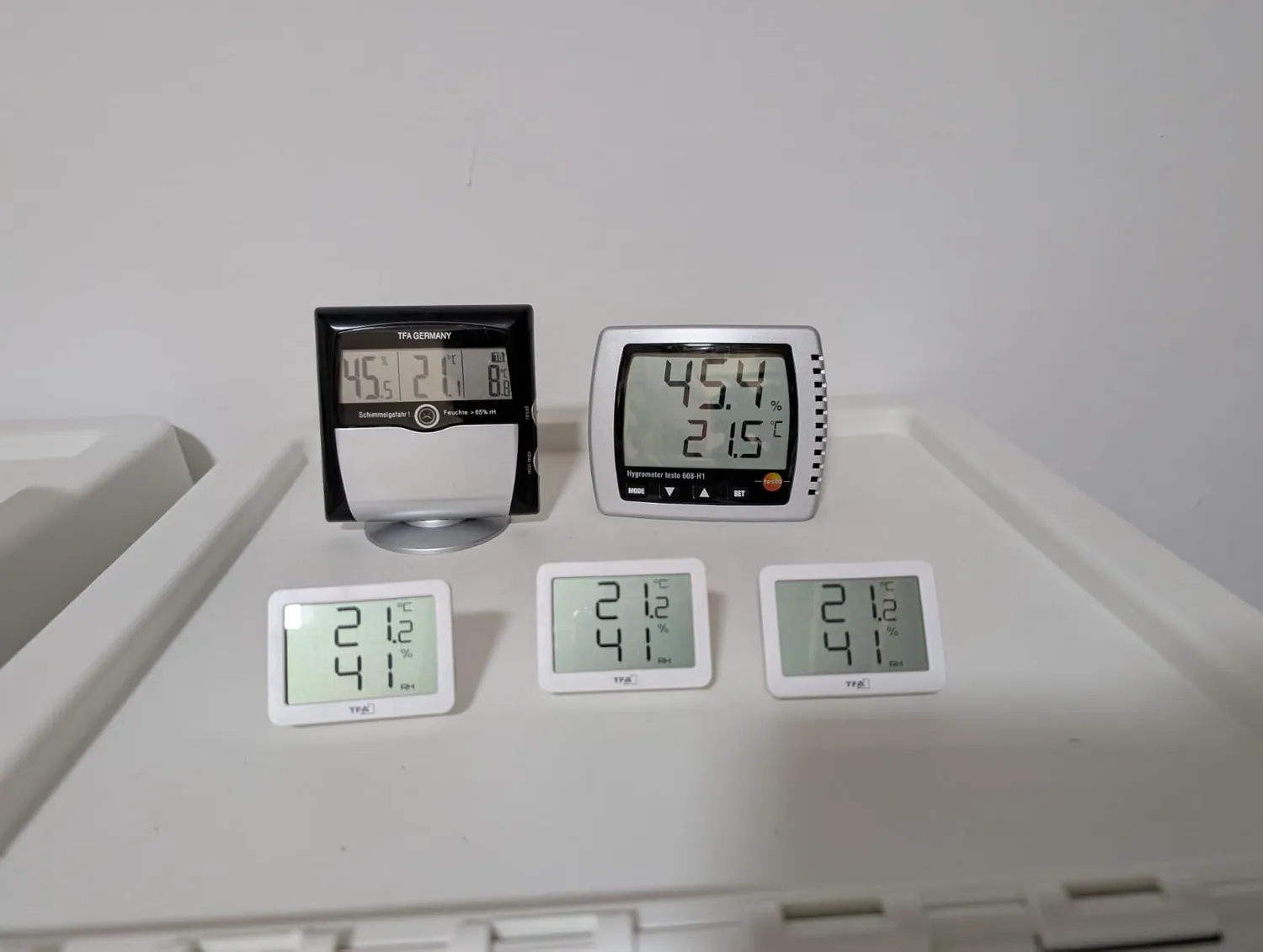 TFA Dostmann Mini Thermo-Hygrometer Schwarz digital Komfort