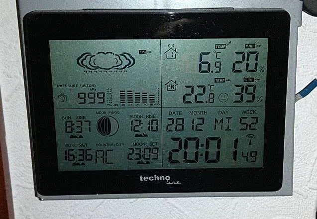 Technoline WS 6750 Wetterstation schwarz-orange Mondphase