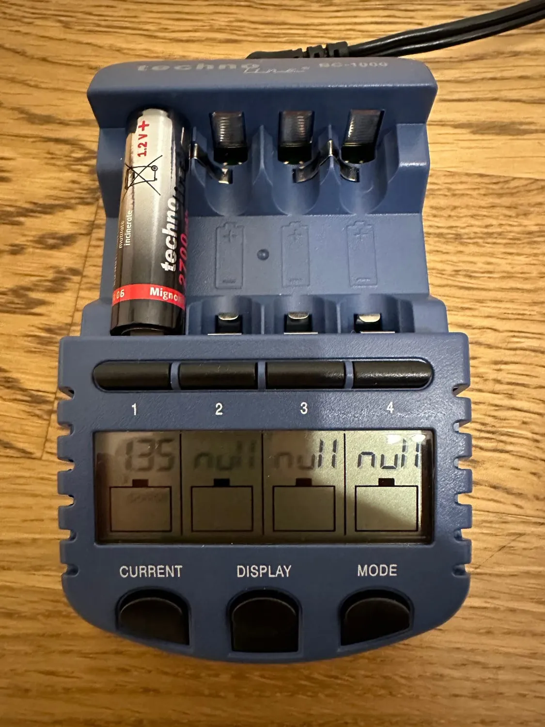 Technoline BC 1000 Akku-Ladegerät AA AAA blau Einzelschacht