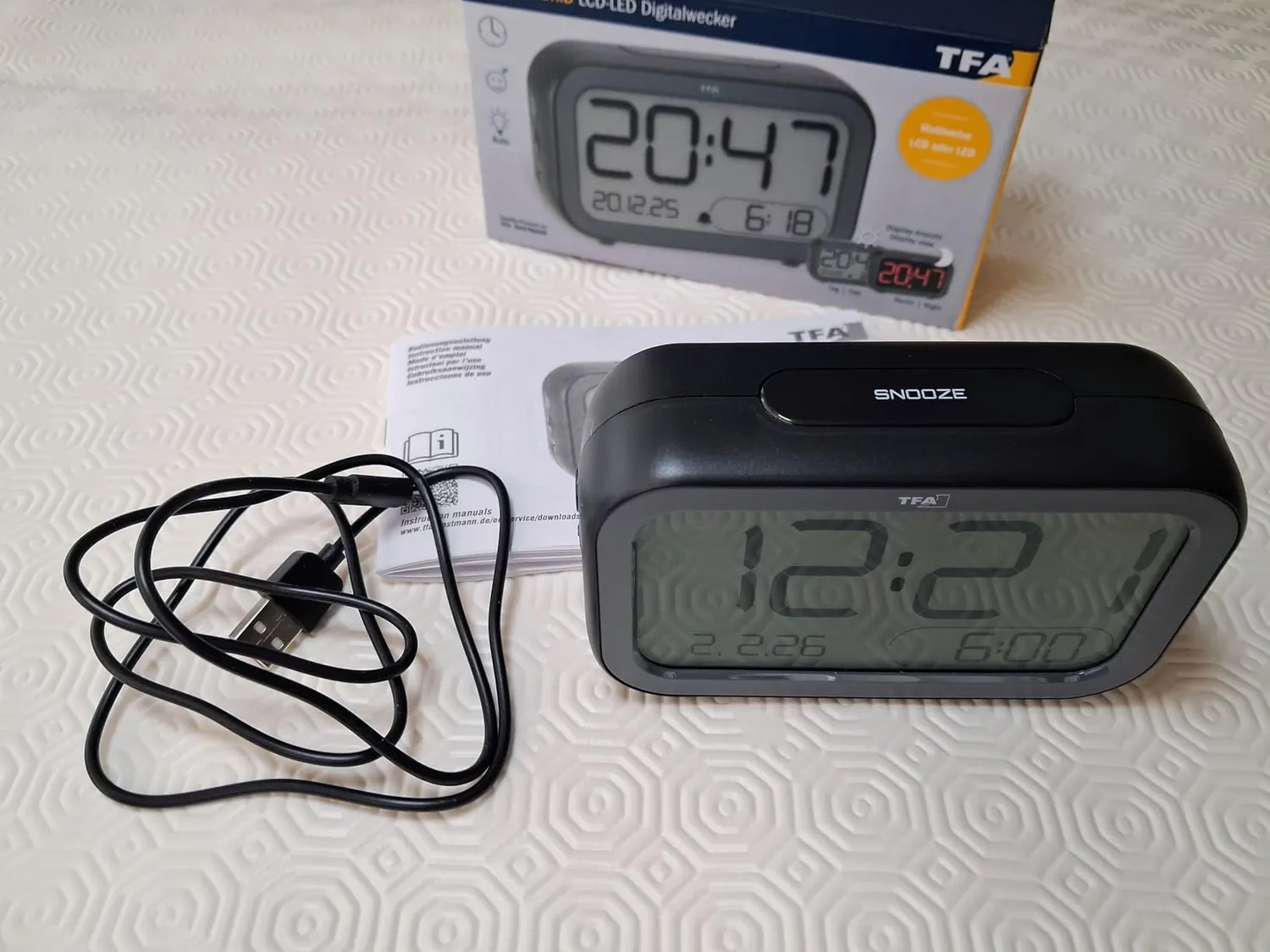 TFA Dostmann Bingo Hybrid 60.2048 Digitalwecker schwarz