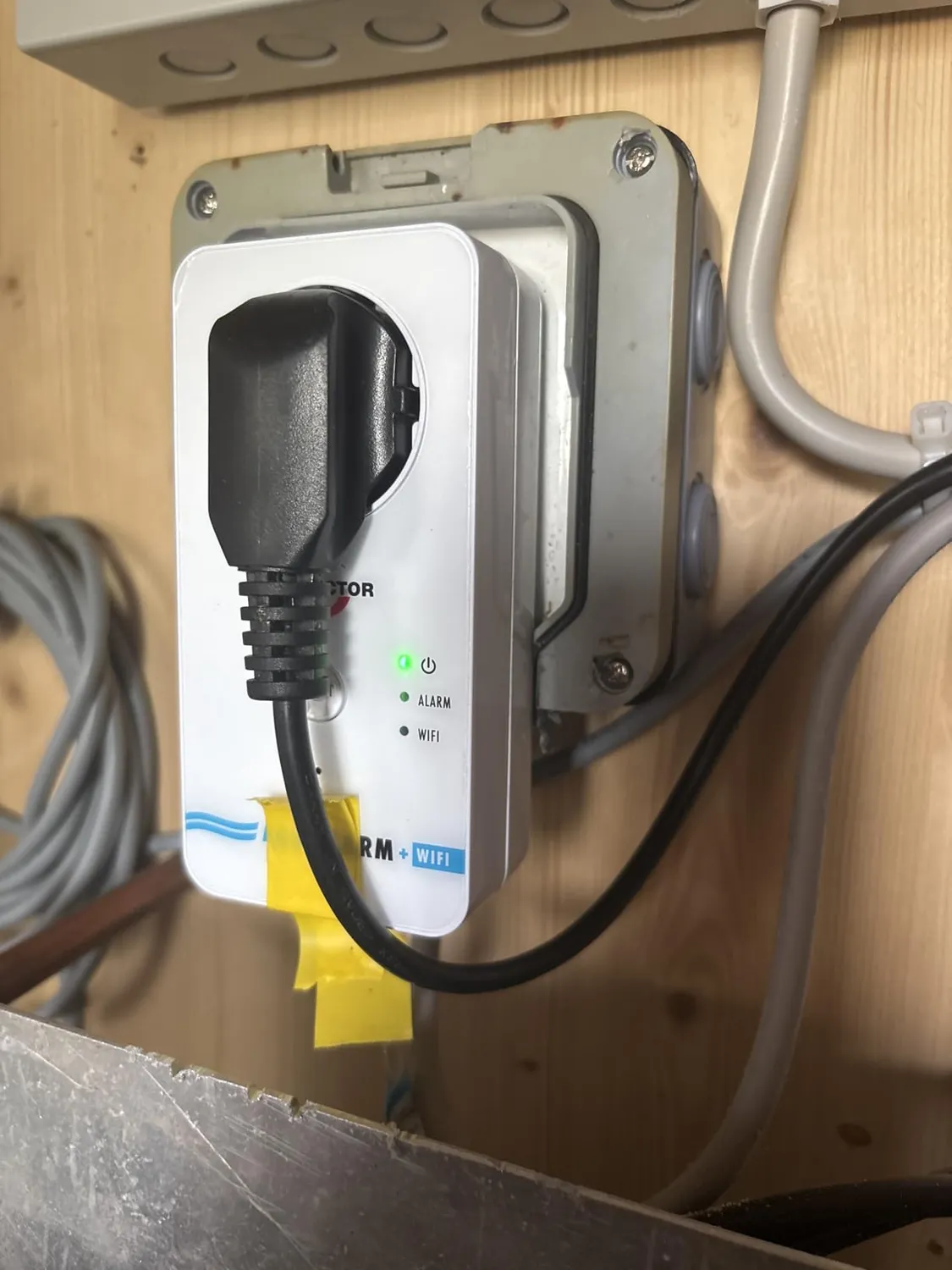 Protector WA-14 WLAN-Wassermelder Steckdose 2-m-Sensor