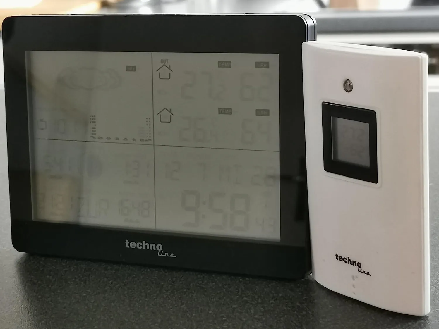 Technoline WS 6750 Wetterstation schwarz-orange Mondphase