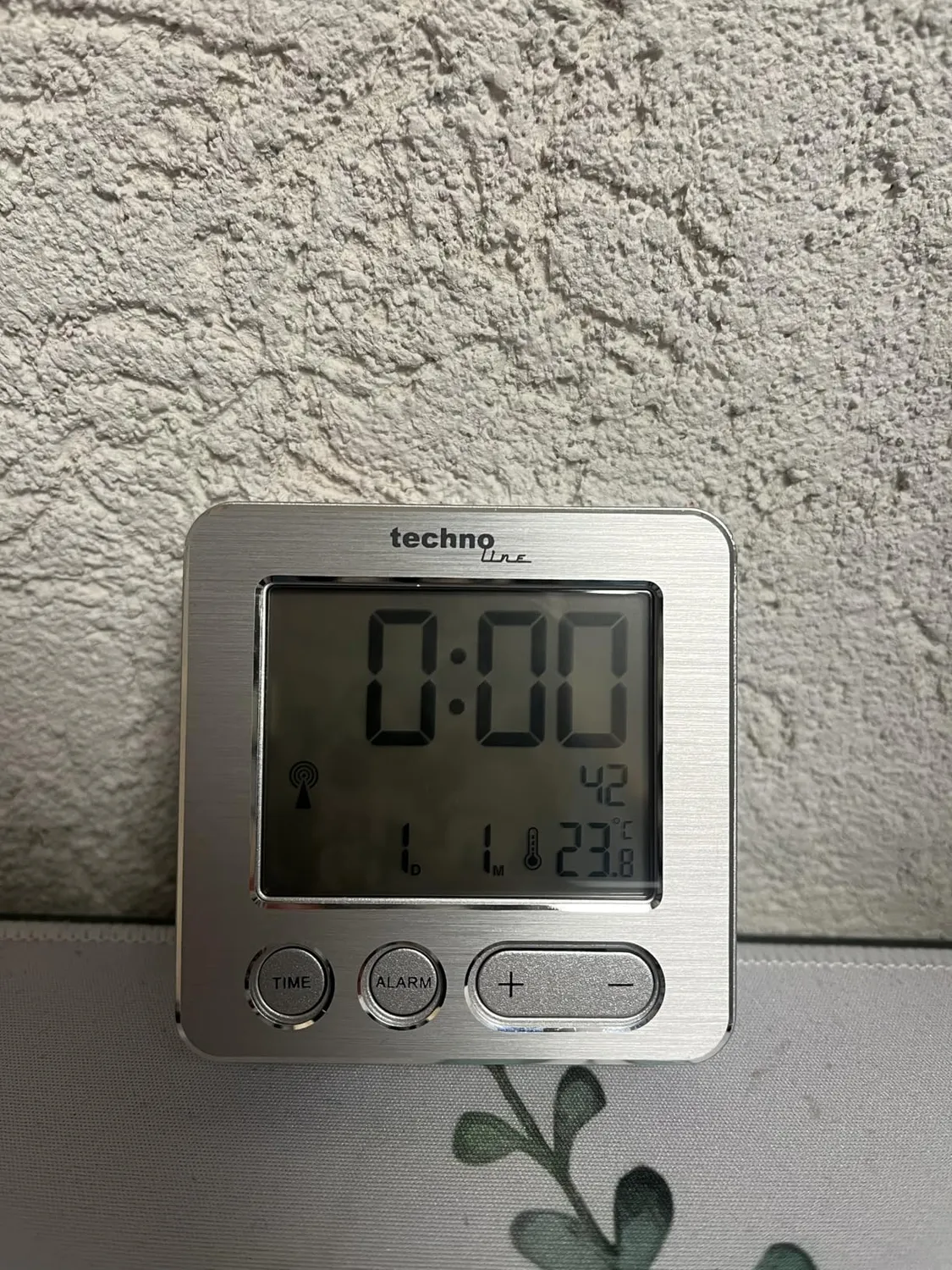 Technoline WT 265 Funkwecker silber mit Temperatur