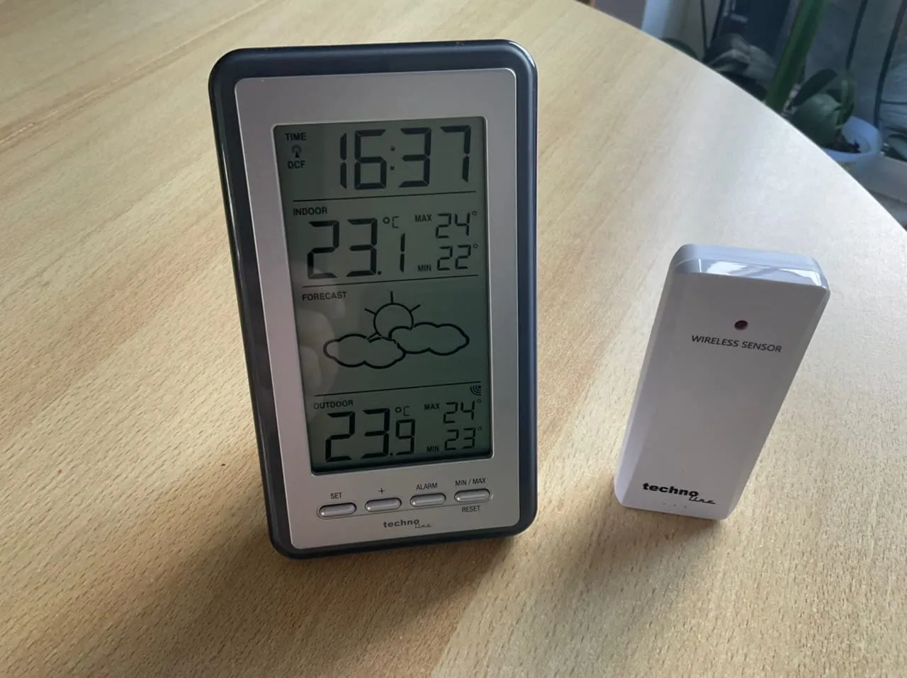 Technoline WS 9130 Funk-Wetterstation schwarz Vorhersage