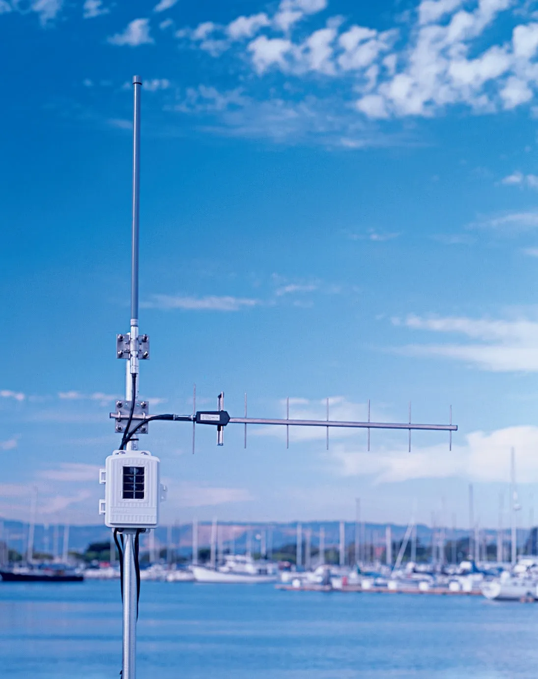 Davis 7654 Funk-Repeater Long-Range Solar